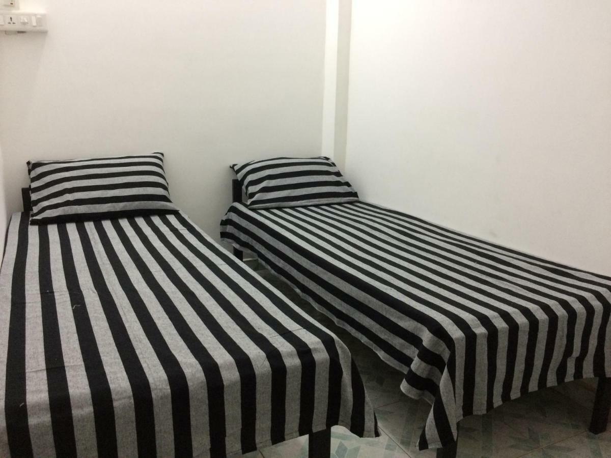 Rr House Otel Kolombo Dış mekan fotoğraf